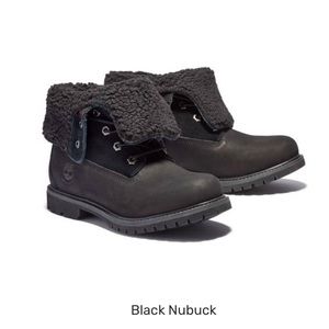 NEVER WORN Women’s Timberland Waterproof Roll-Top Boots (Black)